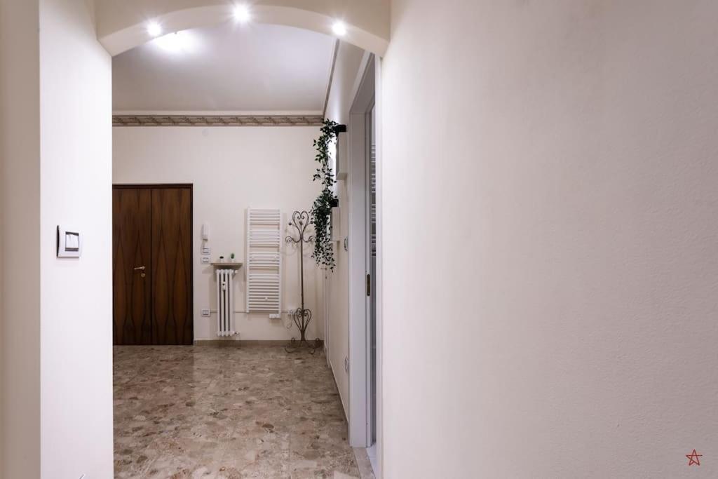 Arena-Center Luxury Apartment ヴェローナ エクステリア 写真